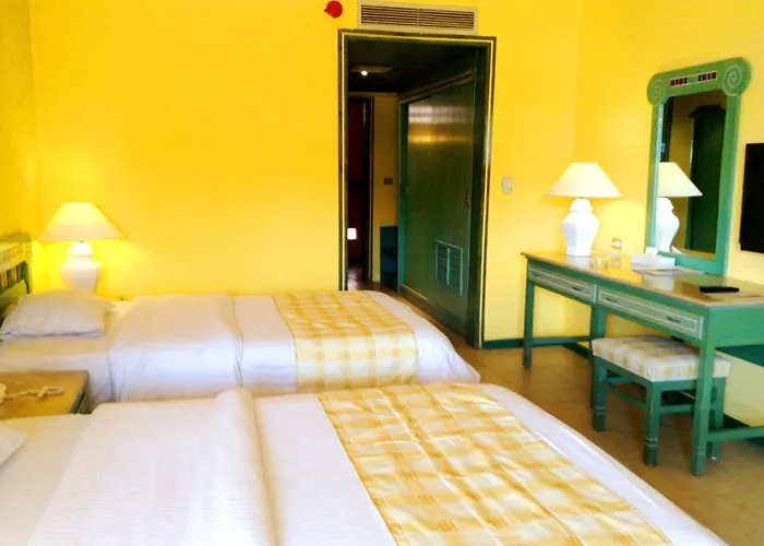 Giftun Azur Resort 3*